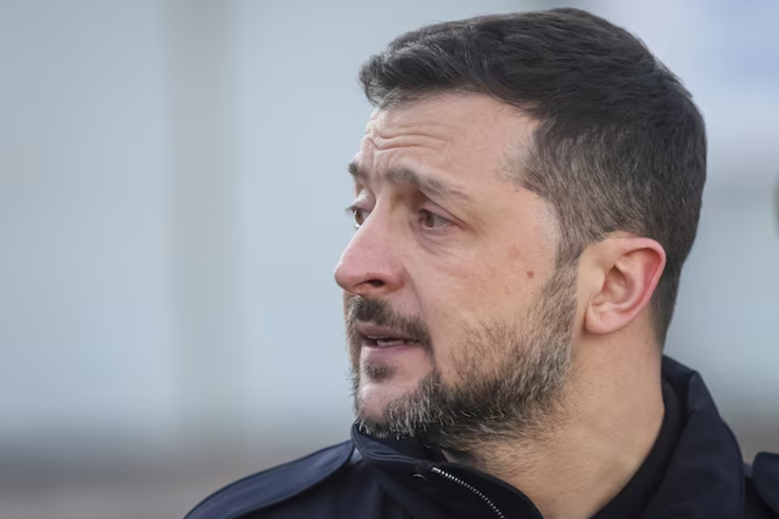 Zelensky seeks to mend fences with Trump