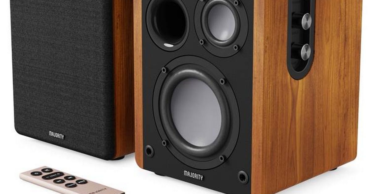 Review: Majority D100 Bookshelf Speakers punch above their weight