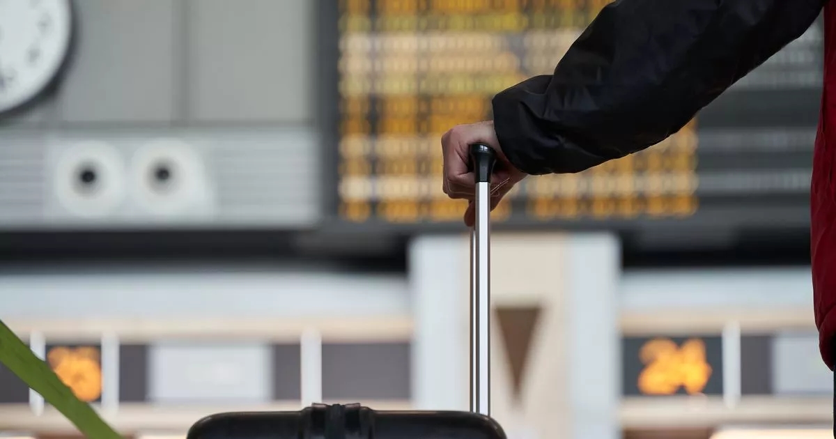 Irishman facing 7 years' jail for alleged theft of 3 perfume bottles at airport