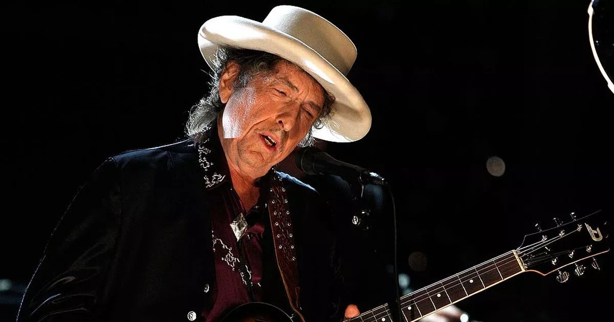 Bob Dylan announces massive tour including number of Irish dates