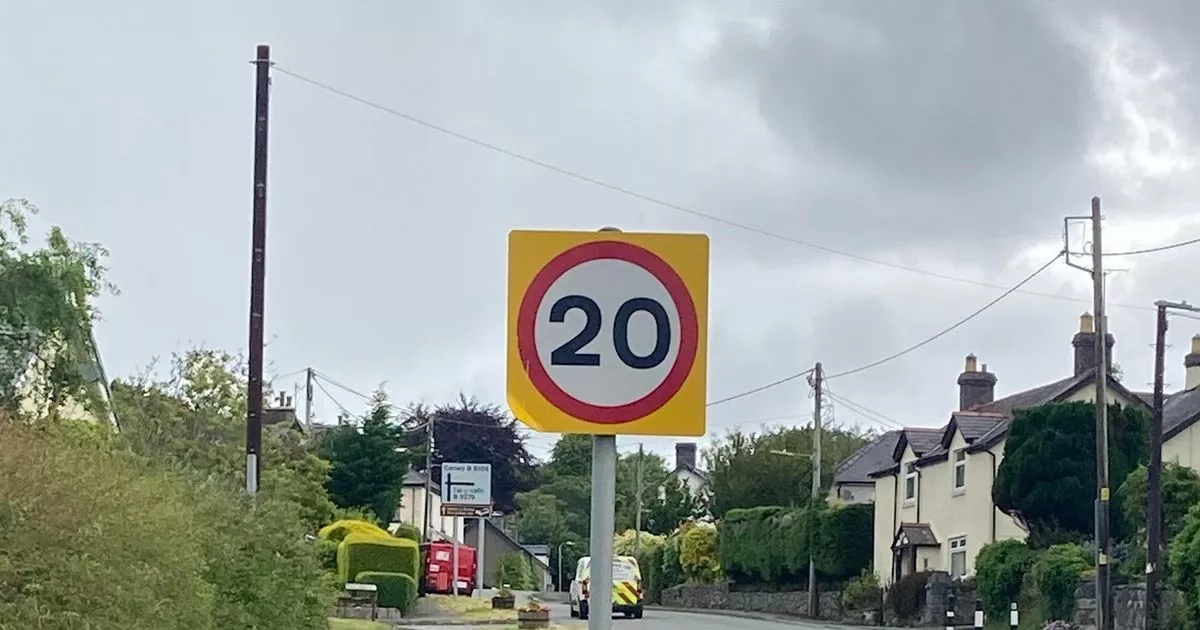 I tried car with UK compulsory speed limiter and other drivers had plenty to say