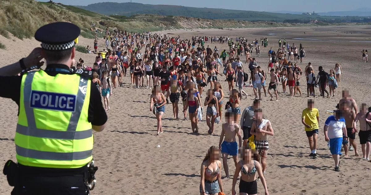 Families abandoning 'disgusting' Irvine beach because of 'boozed-up' teenagers