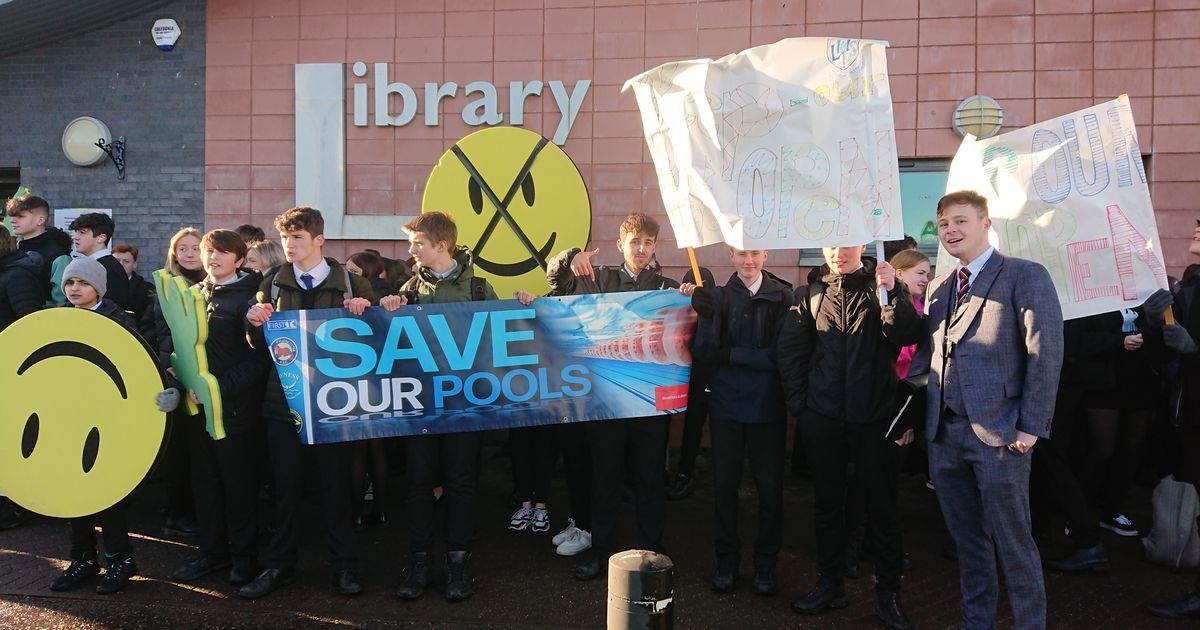 Record numbers learning to swim helping Falkirk pools pay their way
