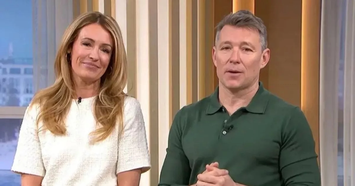 ITV This Morning host pleads 'oh don't' as star walks off set midway through segment