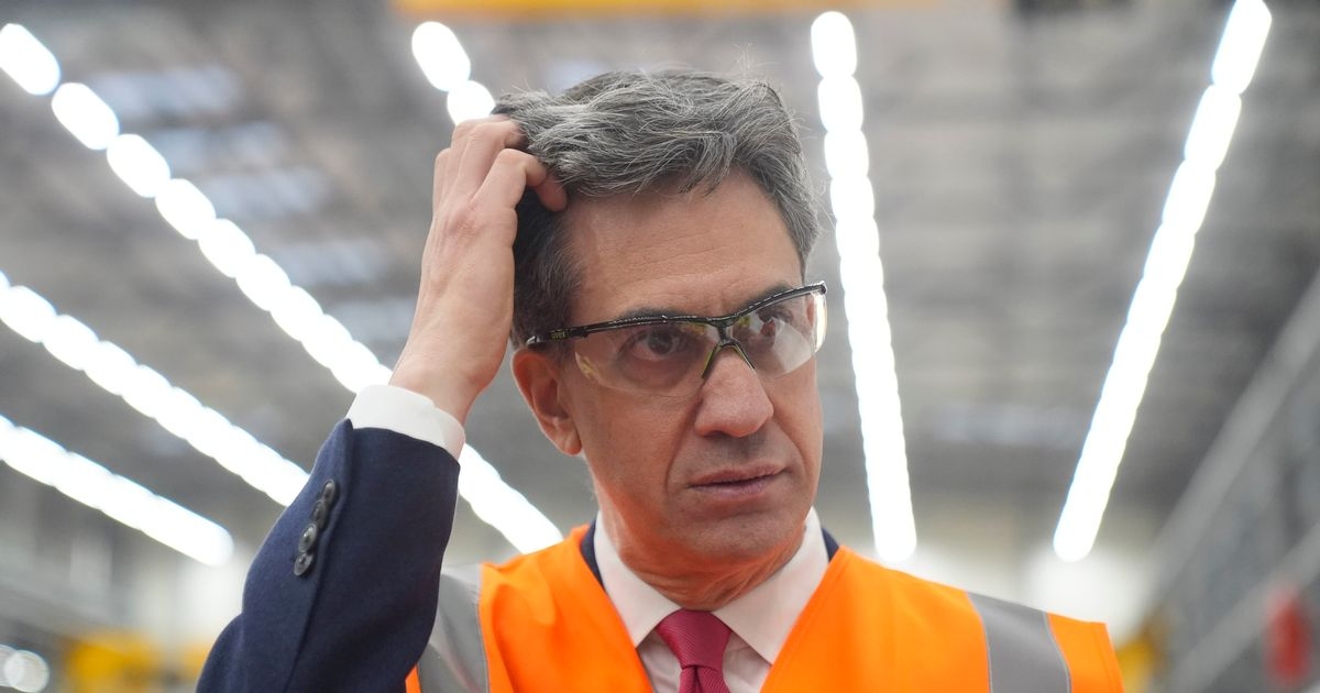 SNP opposition to new nuclear power stations in Scotland 'makes no sense', claims Ed Miliband
