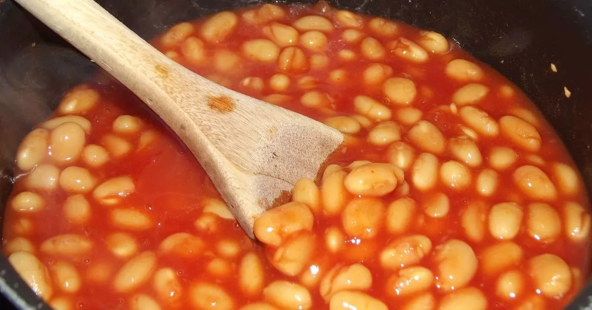 People are adding 1 'divisive' ingredient to their baked beans and say it's a 'game changer'
