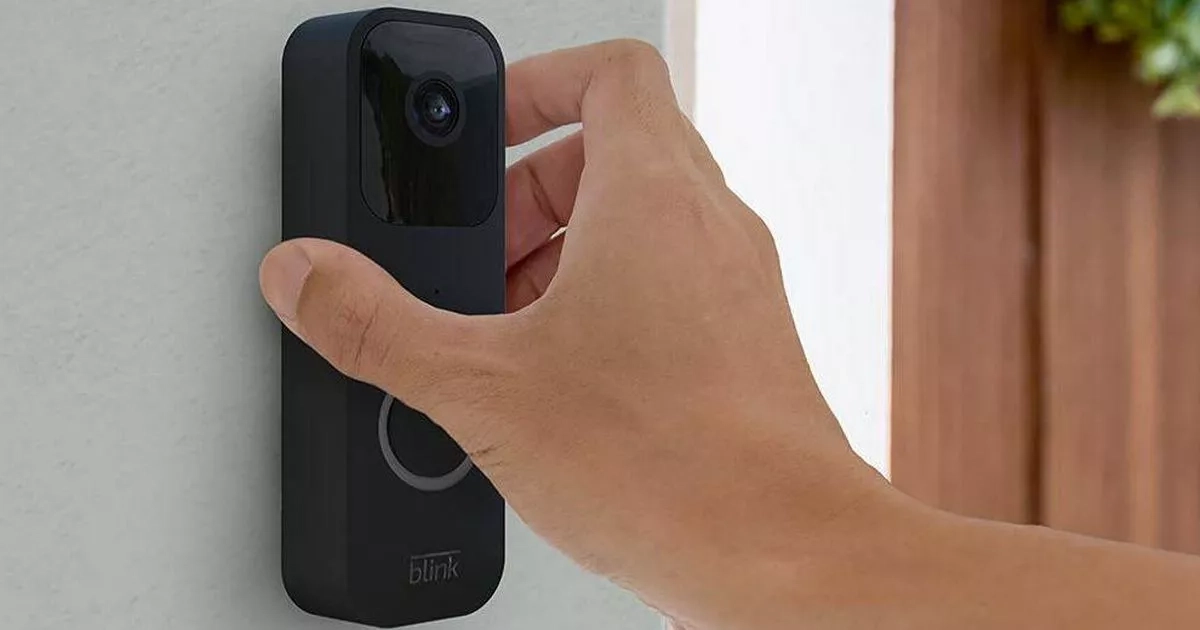 Amazon slashes price of video doorbell that shoppers say is 'better than Ring'