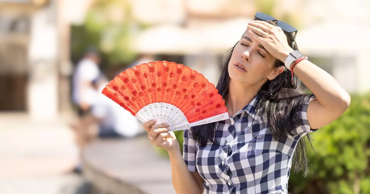 The common cooling down habit you should avoid during upcoming mini-heatwave