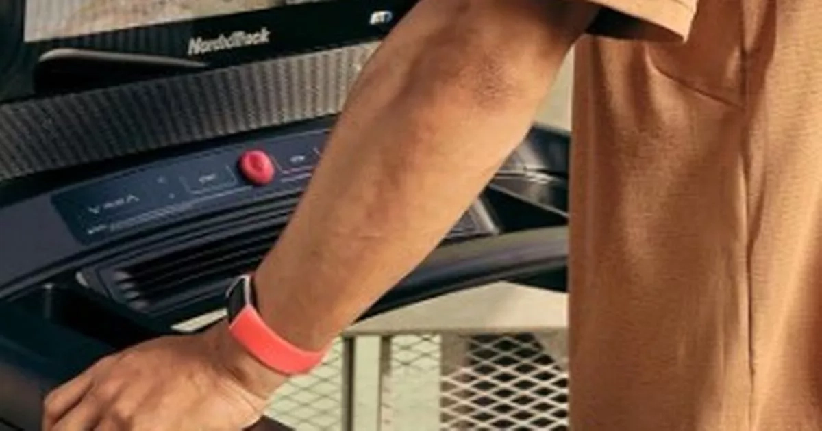 Google Fitbit that 'does everything you need' drops to lowest price ever on Amazon