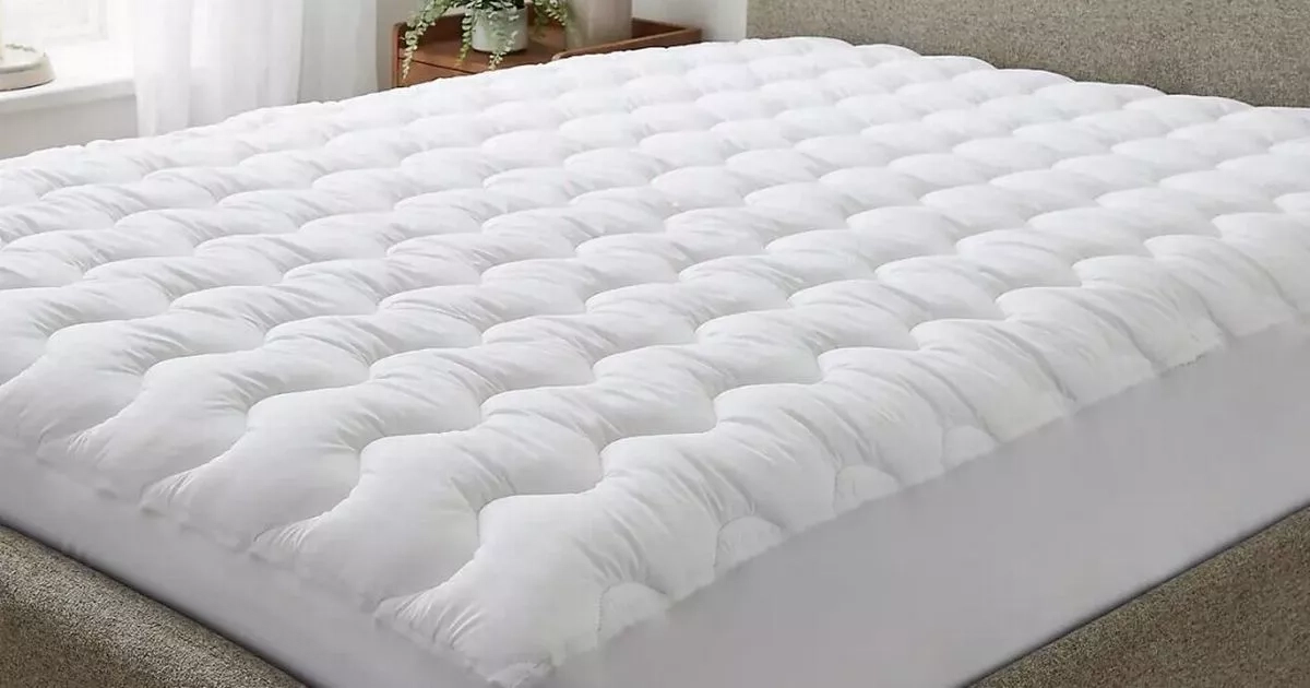 Grab this 'life-changing' Dunelm bedroom item before temperatures soar