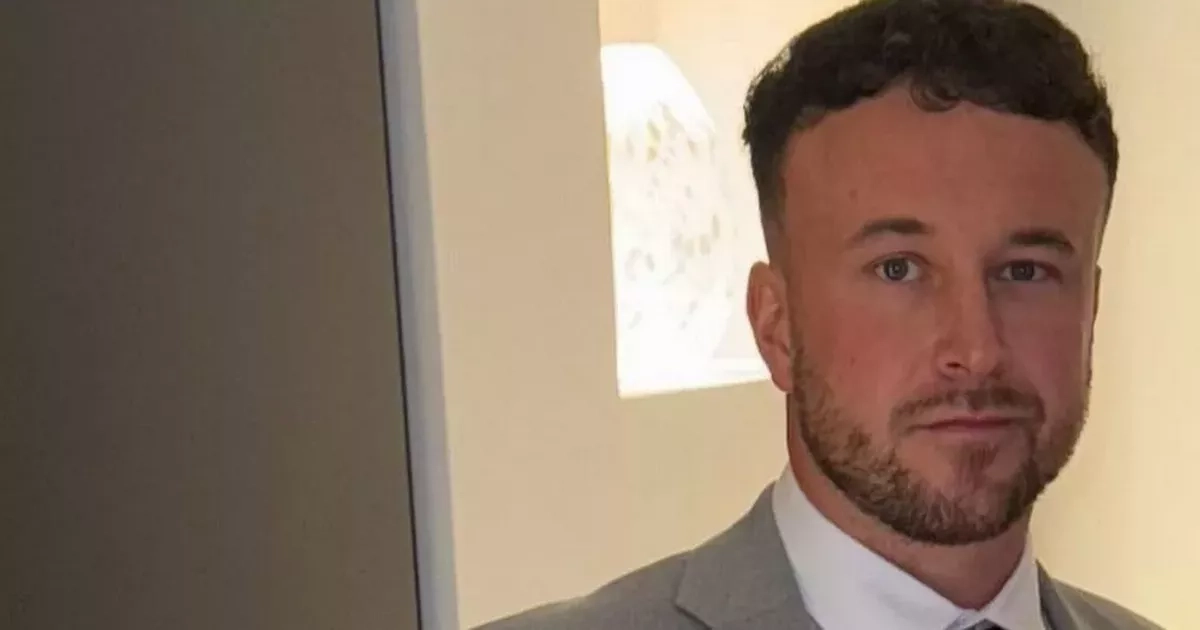 Devastated pals of young boxer 'murdered' in Glasgow home raise £18k for funeral