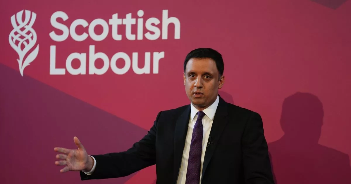 Anas Sarwar blasts 'toxic little man' Nigel Farage and says Reform cannot win Hamilton by-election