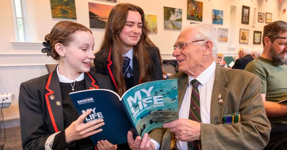Veterans and Renfrewshire school pupils team up to create Second World War book