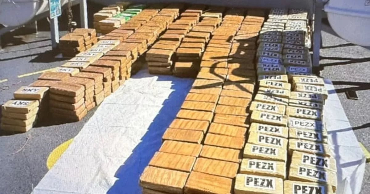 Men who tried to smuggle £35k cocaine haul on boat jailed for 90 years