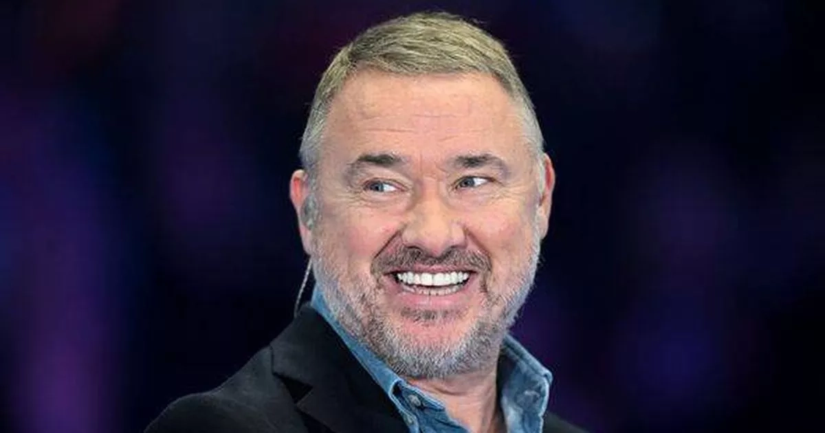 Stephen Hendry makes stance clear on snooker vs darts debate after Luke Humphries claim