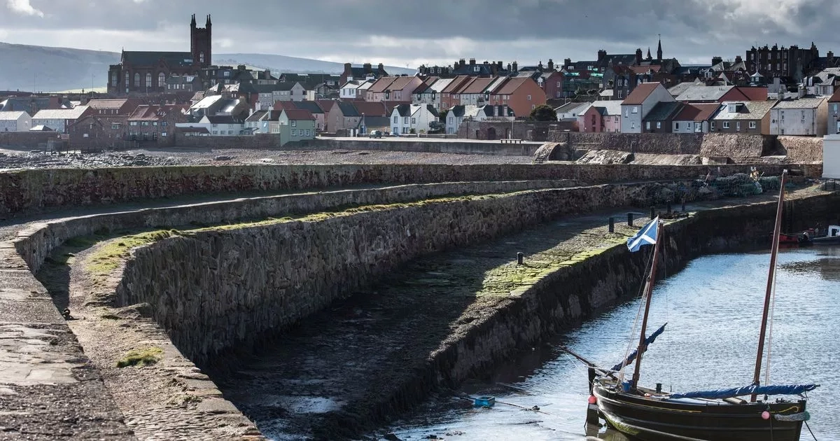 Scotland's 'most boring' seaside towns named as dull beach destinations ranked