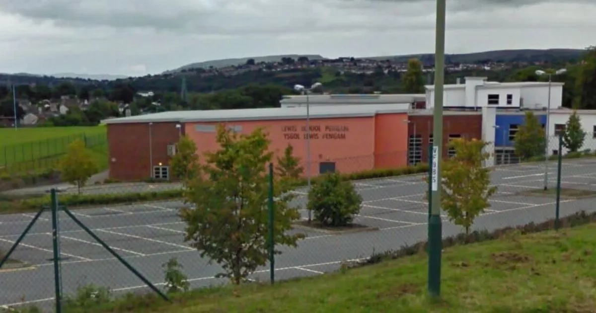 School locked down by armed police amid weapon fears