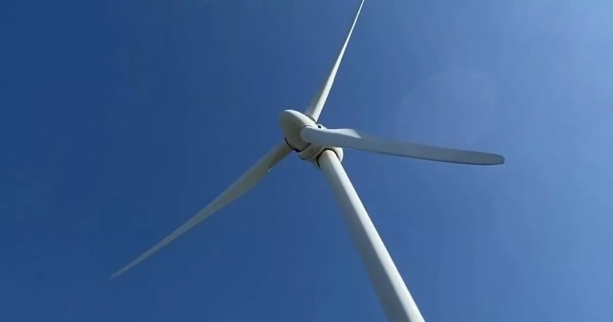 Ayrshire dairy farmer's wind turbine proposals are given the go-ahead