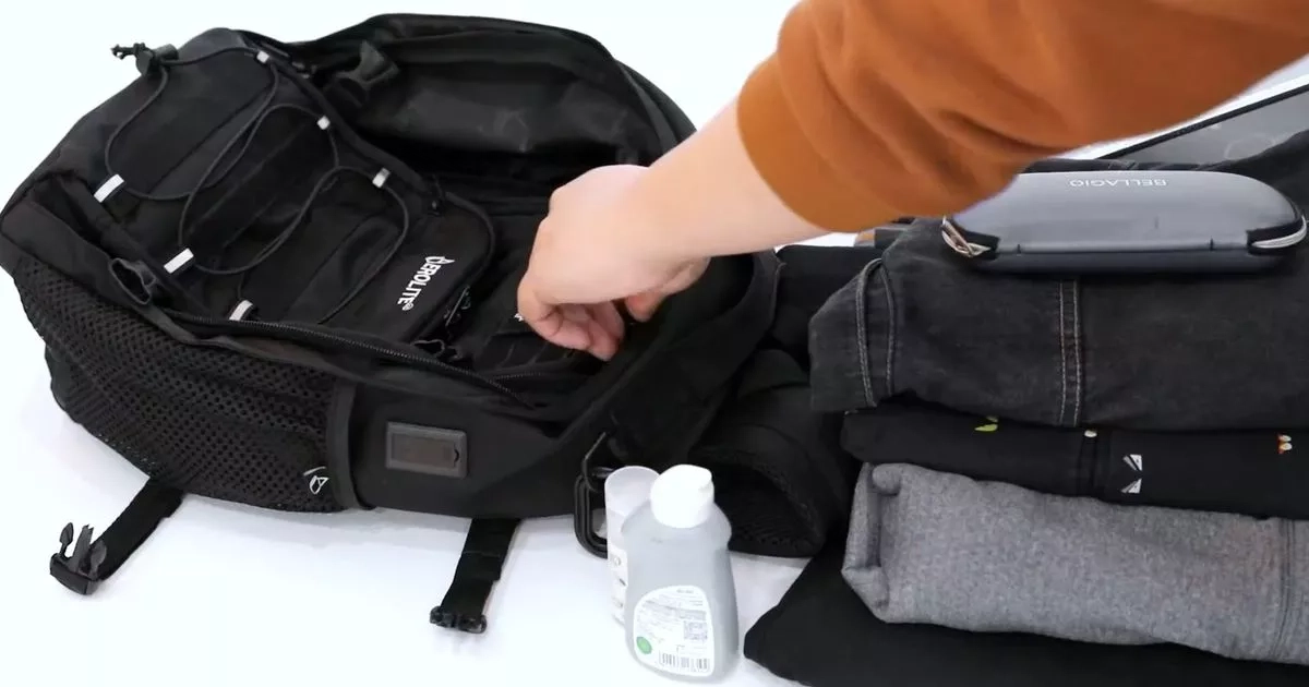 Travellers snap up £24 bag that's 'perfect for Ryanair' and has lots of pockets