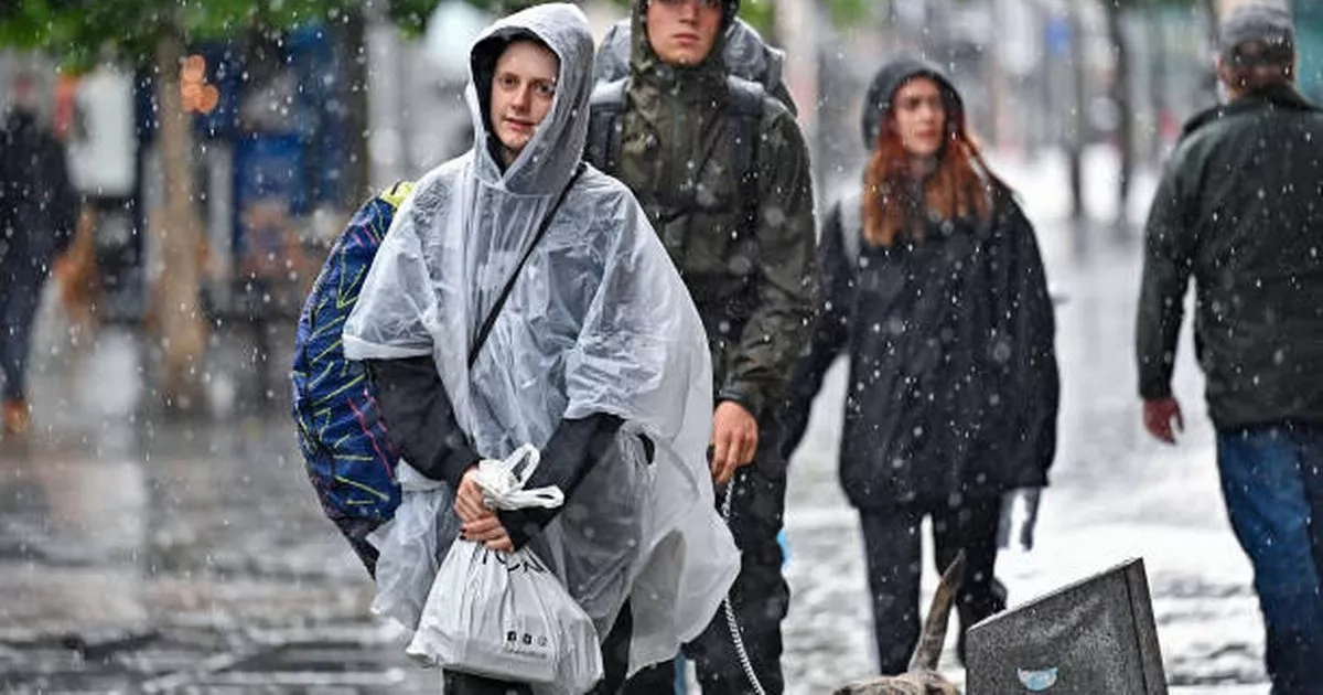 Exact time Scots to be battered with rain in bank holiday weekend washout