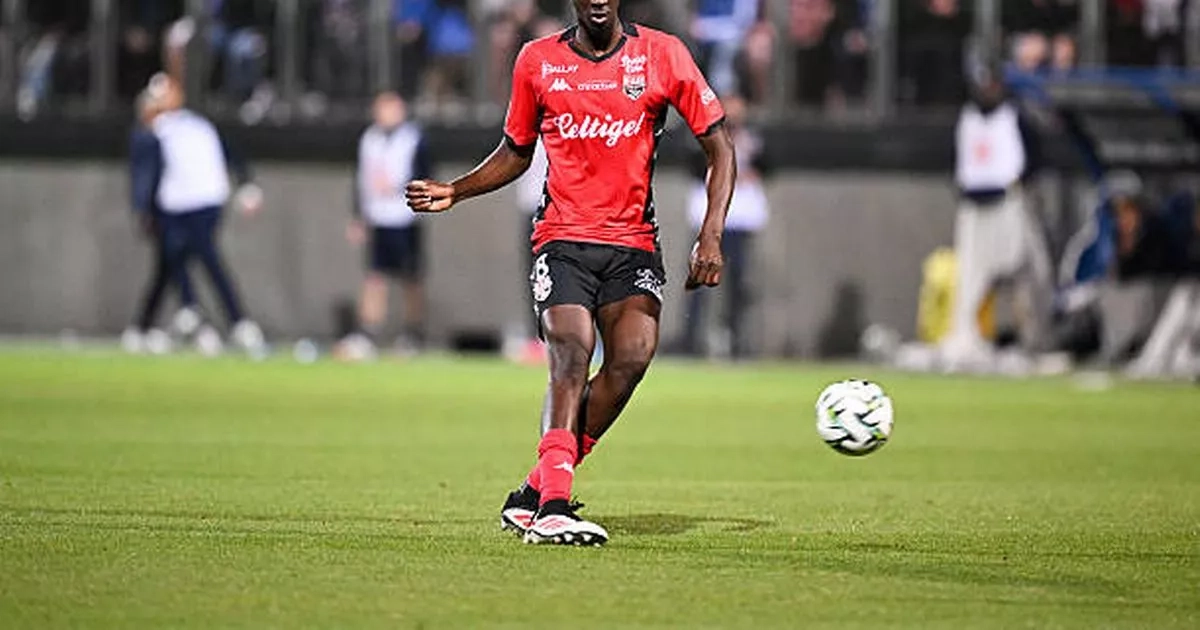 Kalidou Sidibe to Celtic transfer silence broken as boss 'isn't fooled' and knows player wants to talk