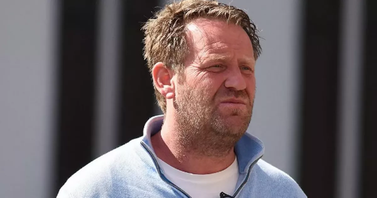 Cops continue hunt for masked gang after machete attack on kingpin Mark Richardson's pal
