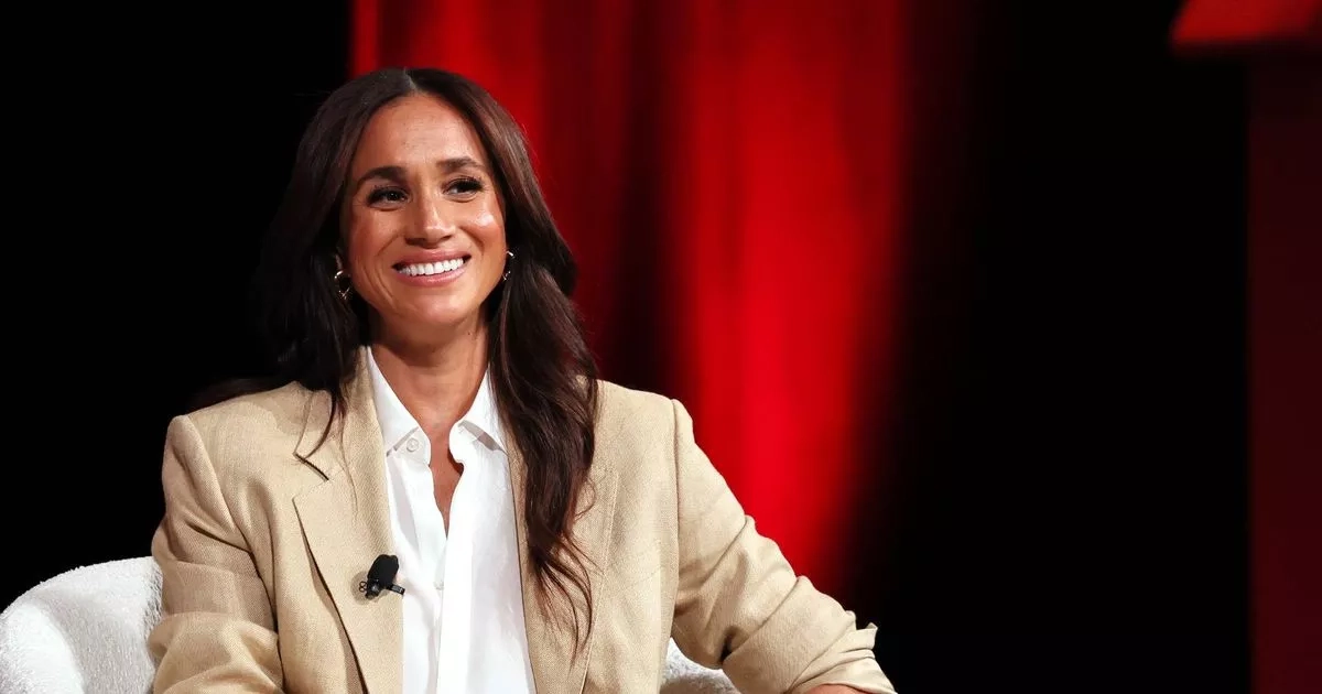 Meghan Markle's 'demanding' phone call with Anna Wintour that sparked Vogue chaos