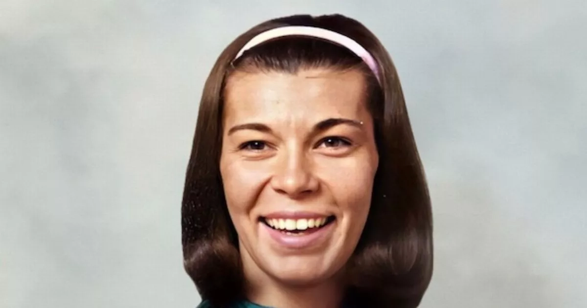 Skeletal remains posted to police are identified as missing teacher who vanished 40 years ago