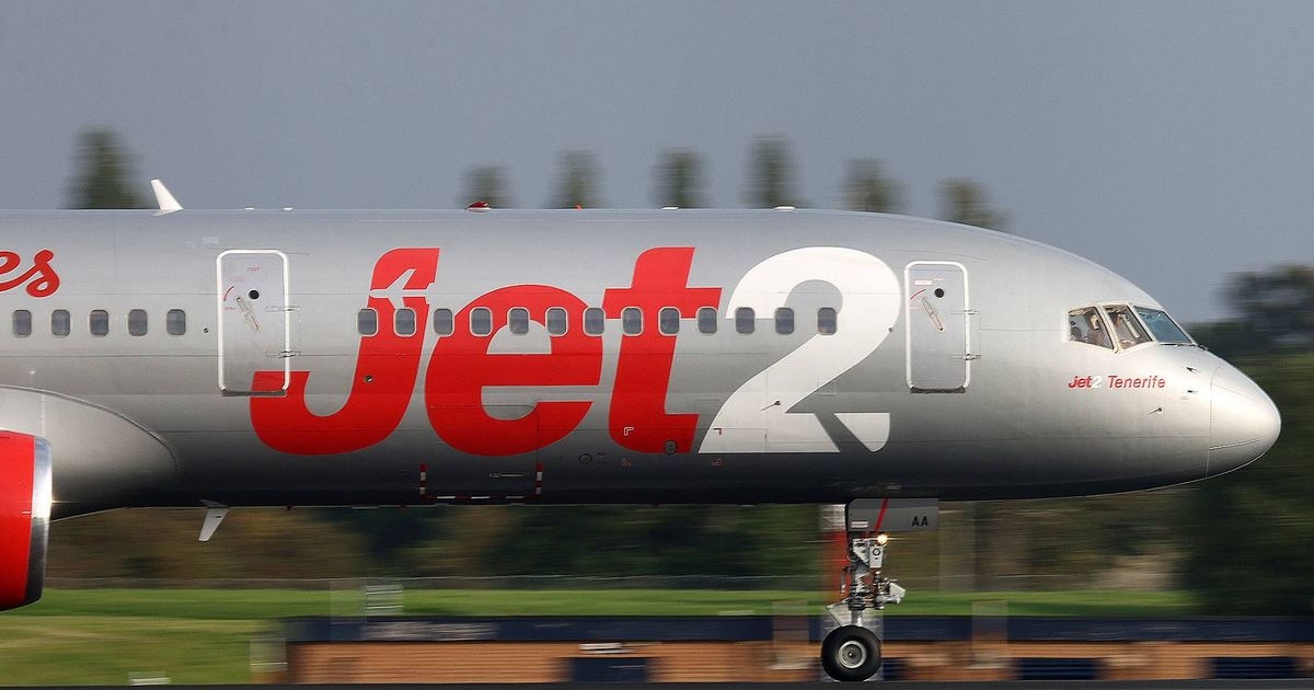 Glasgow Jet2 flight returns to airport after 'emergency'