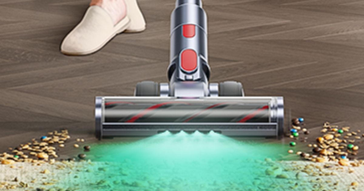 Amazon vacuum cleaner slashed from £200 to £130 'outperforms' Dyson and Shark