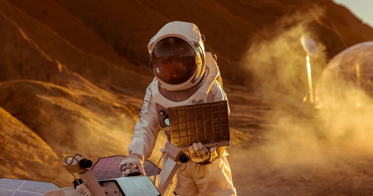 Robot that will explore Mars' surface tested out on billion-year-old Highland rock
