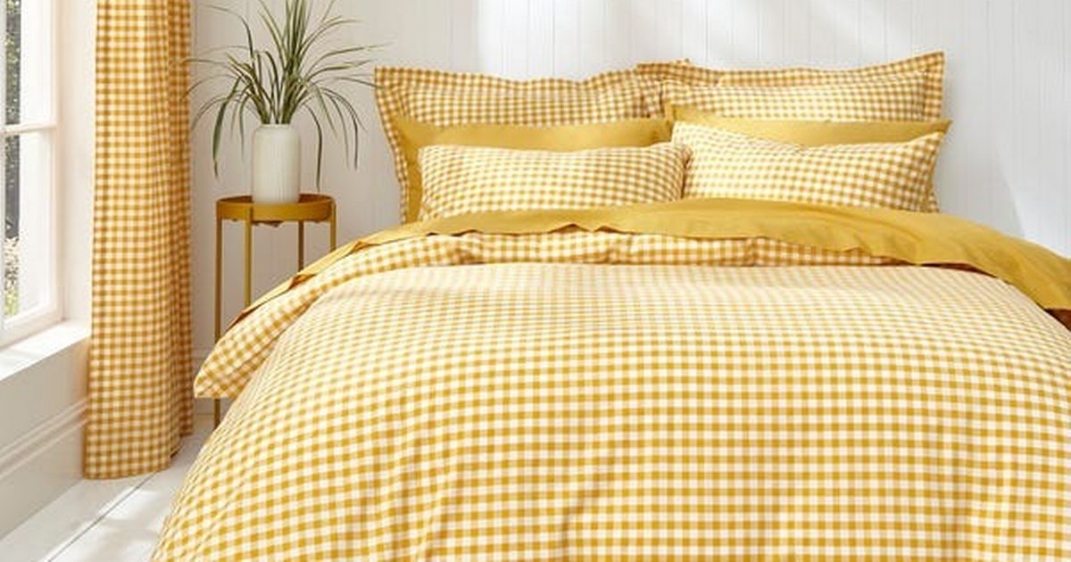 Dunelm's 'cheerful' gingham summer bedding is so good people are buying more than one set
