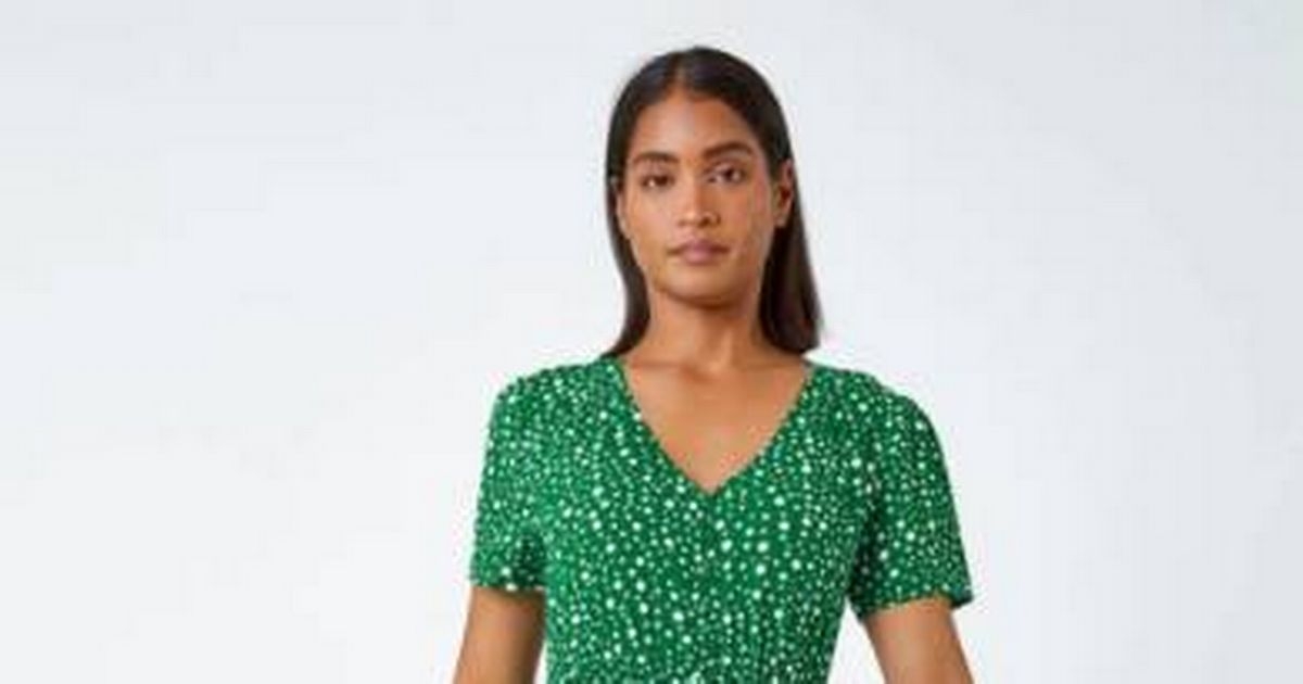 Shoppers in love with 'slimming' Roman dress that's perfect for special occasions