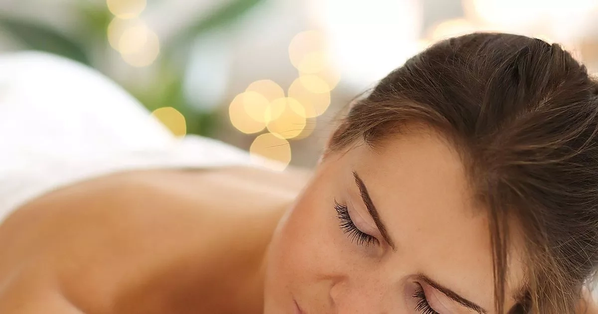 Shoppers can enjoy free £100 Elemis gift with luxury hotel spa day deal