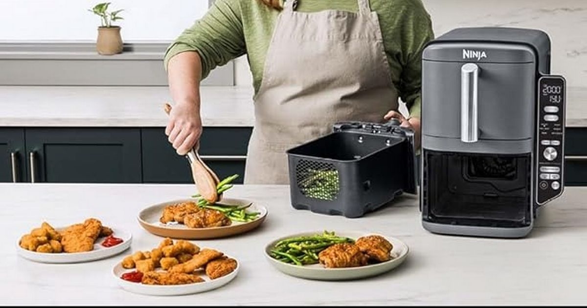 Ninja air fryer dubbed 'tiny kitchen wizard' by shoppers cut to rare lower price