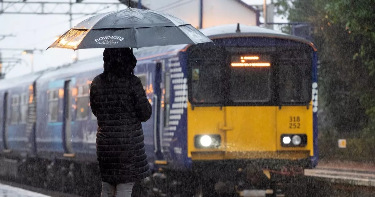 Over 17,000 ScotRail trains cancelled in last year according to new data