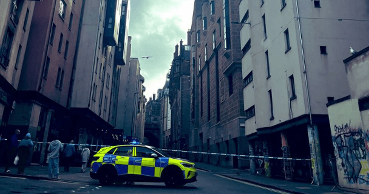 Edinburgh Cowgate closed by police amid ongoing incident in capital