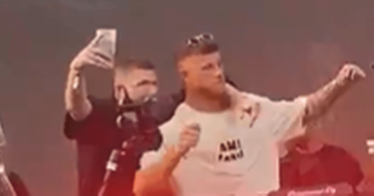 John Lundstram parties with Premier League best pal as ex Rangers star gets behind the decks at music festival