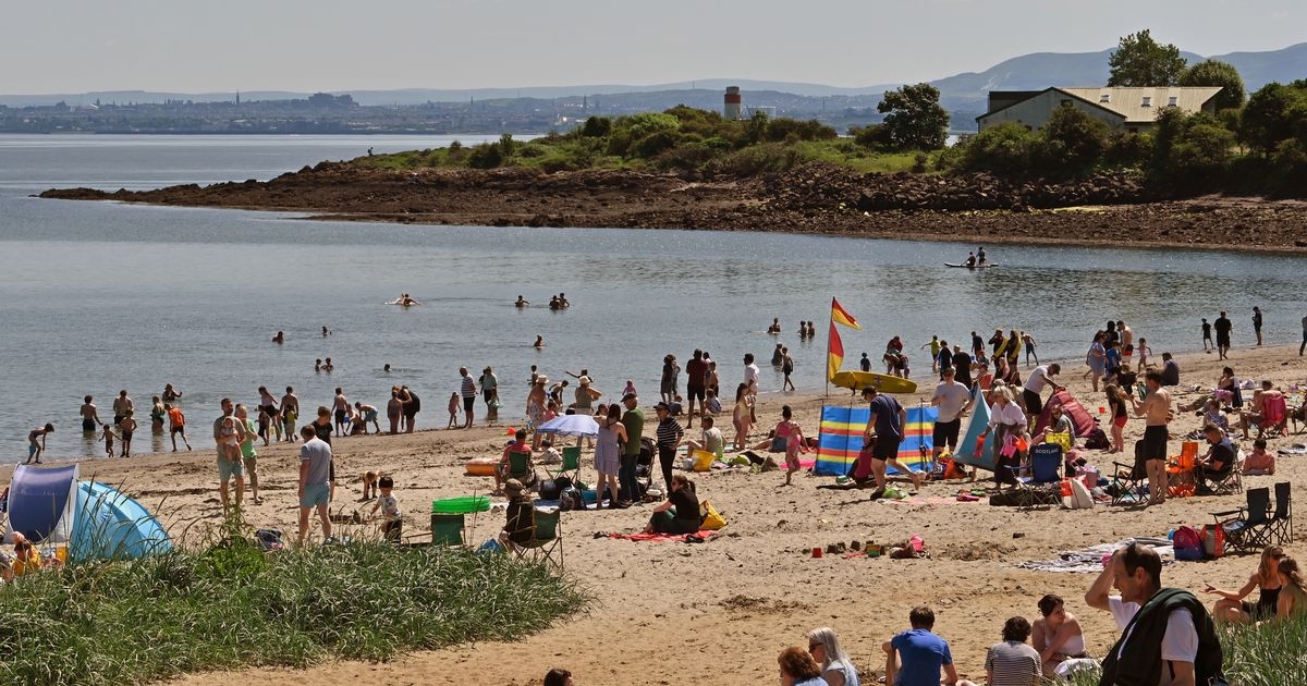 Popular seaside spot named Scotland's best family-friendly beach for sunny day out