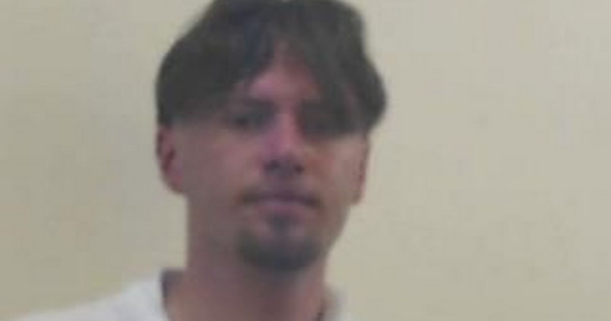 Drug dealer caught with £165k worth of cocaine and cannabis after cops raid Edinburgh flat