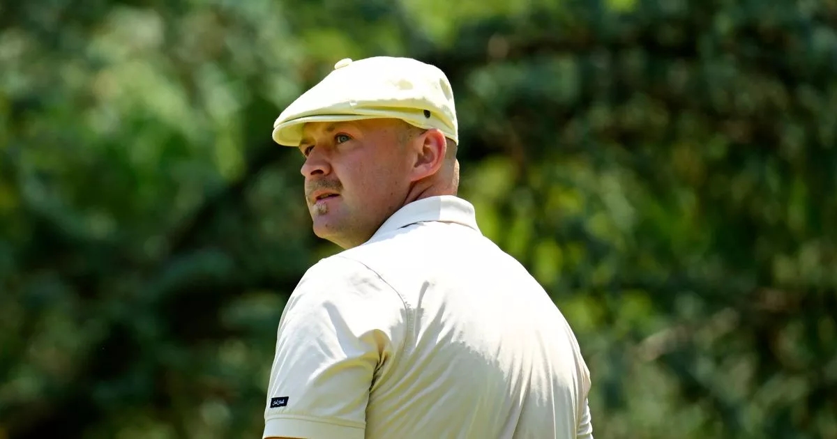 I'm an English golfer who's famous in the US but unknown back home