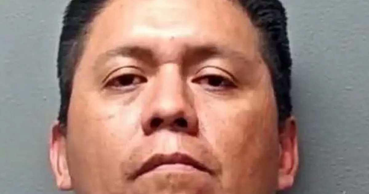 Cannibal killer mutilates bodies, eats heart, cuts off penis then sets victims on fire