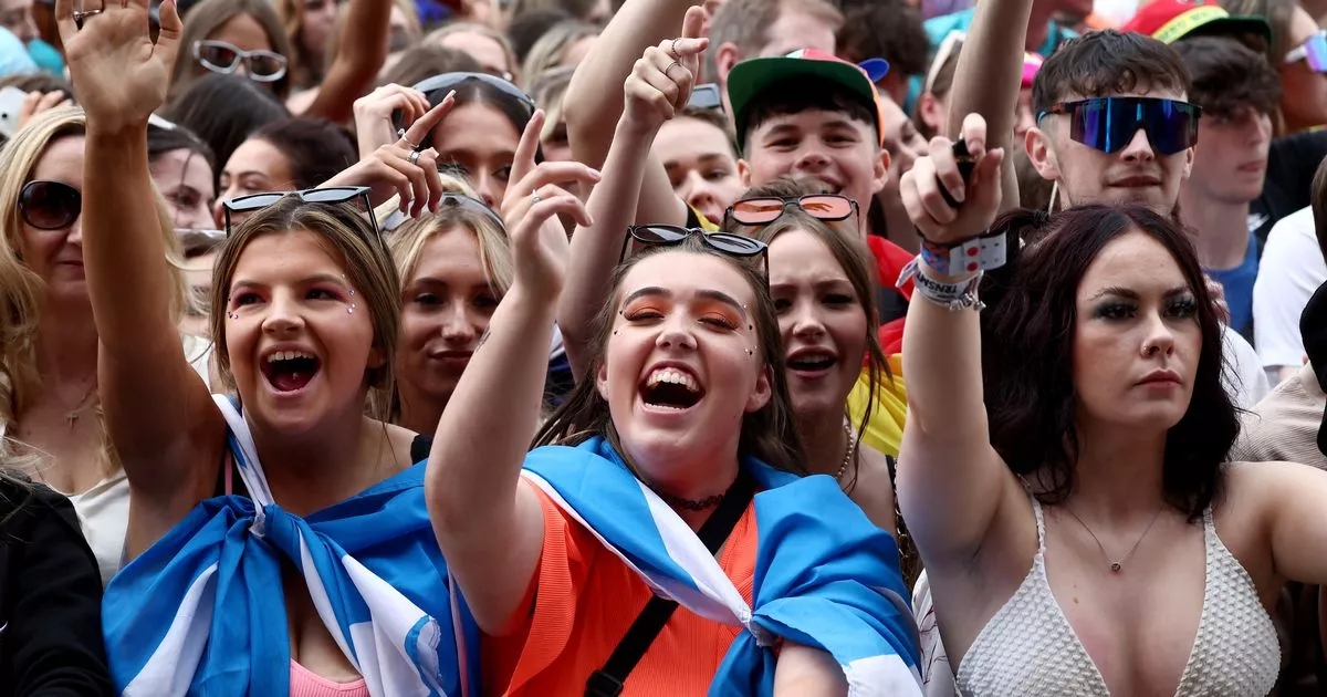 TRNSMT 2025 travel and public transport options including bus, train and subway