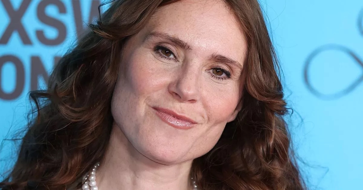 Kate Nash slams JK Rowling, Rod Stewart and Denise Welch in Glastonbury set