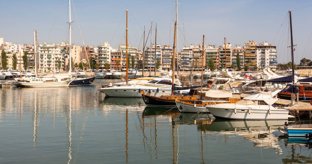 Greece bans all sea travel due to gale force winds as Turkey flights hit by cancellations