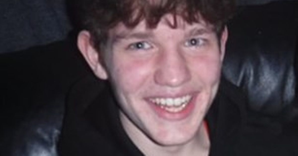 Paddleboard tragedy teen's school to celebrate his life on last day of term