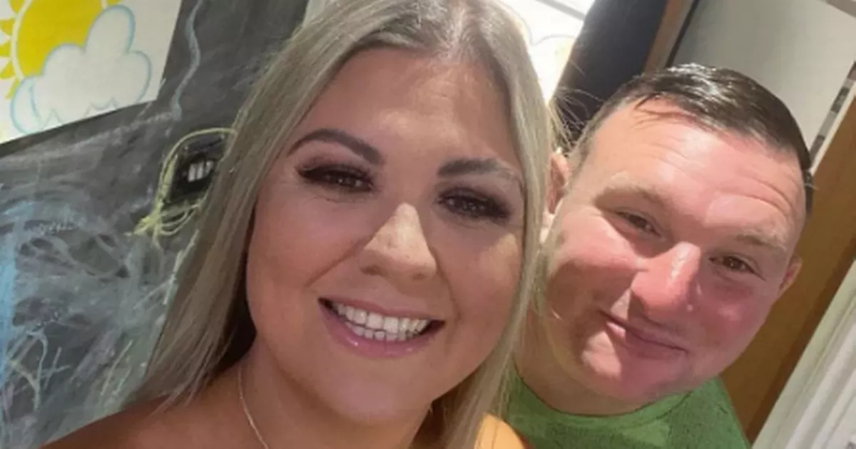Couple's £36k caravan dream turns into nightmare as they're 'unable to sell'