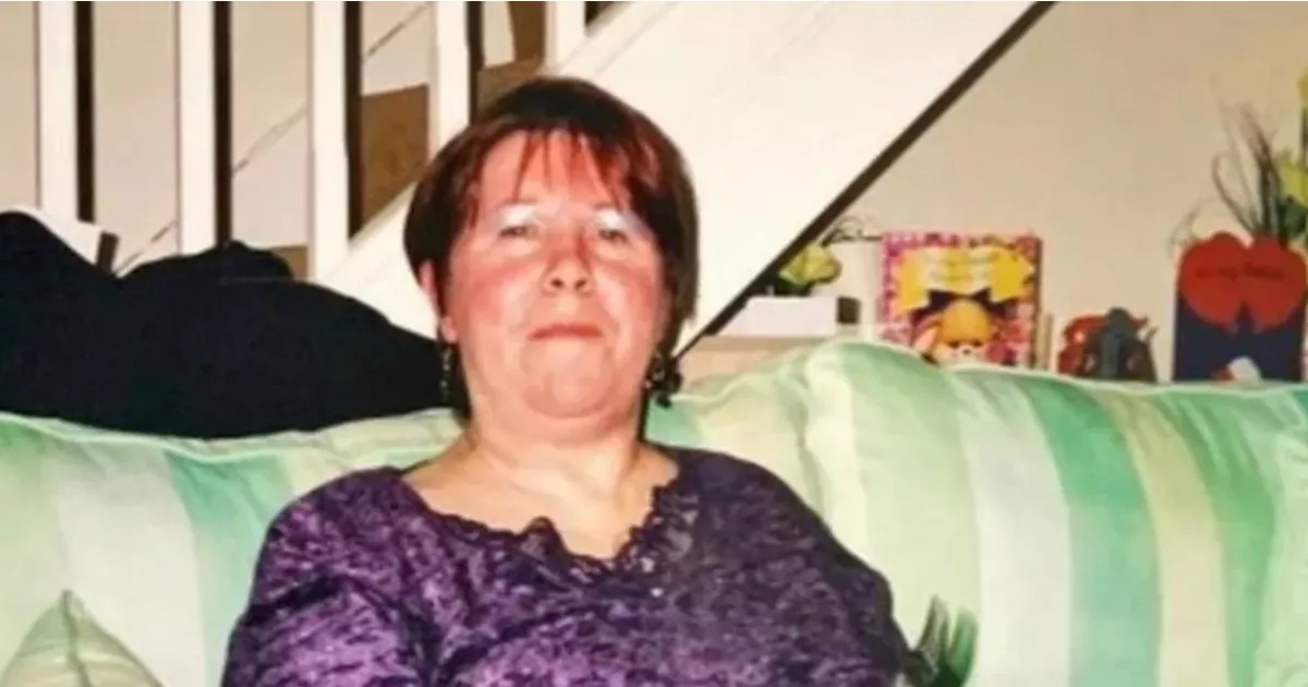 Mum treated like 'rabid dog' before choking to death on paper