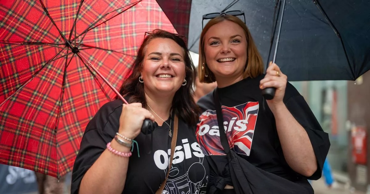 Oasis Edinburgh Friday forecast as 200,000 fans head to Murrayfield