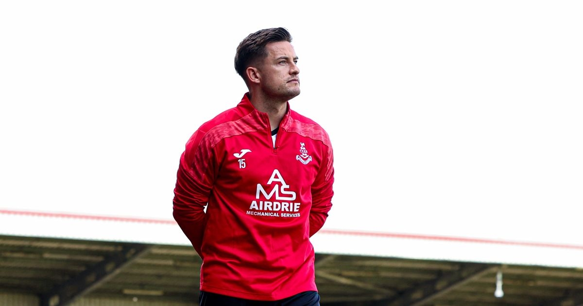 Rhys McCabe resigns as Airdrie player/boss